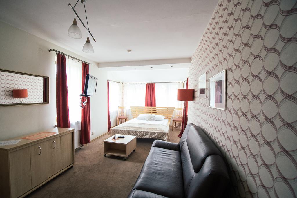 Sveciu Namai Linges Hotel Nemėžis Екстериор снимка