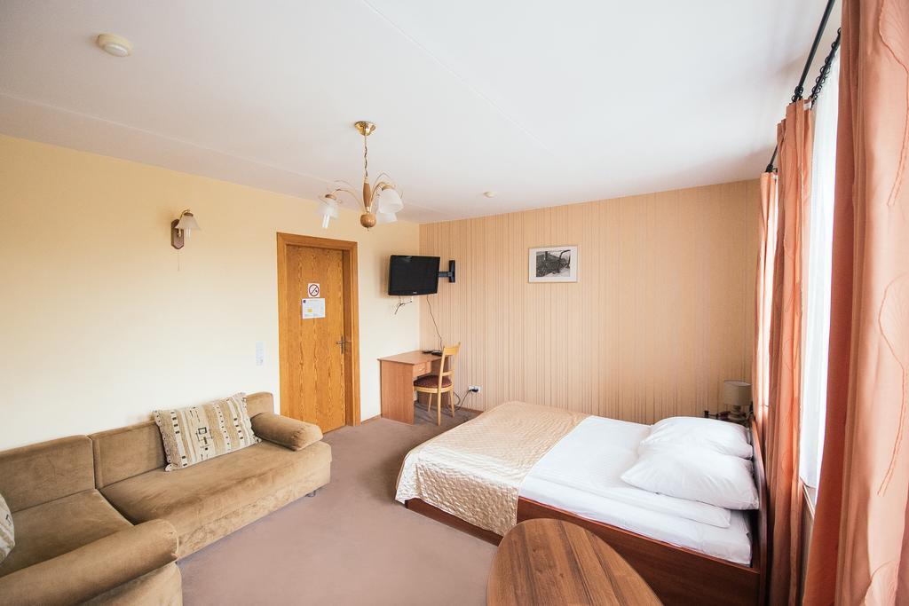 Sveciu Namai Linges Hotel Nemėžis Екстериор снимка