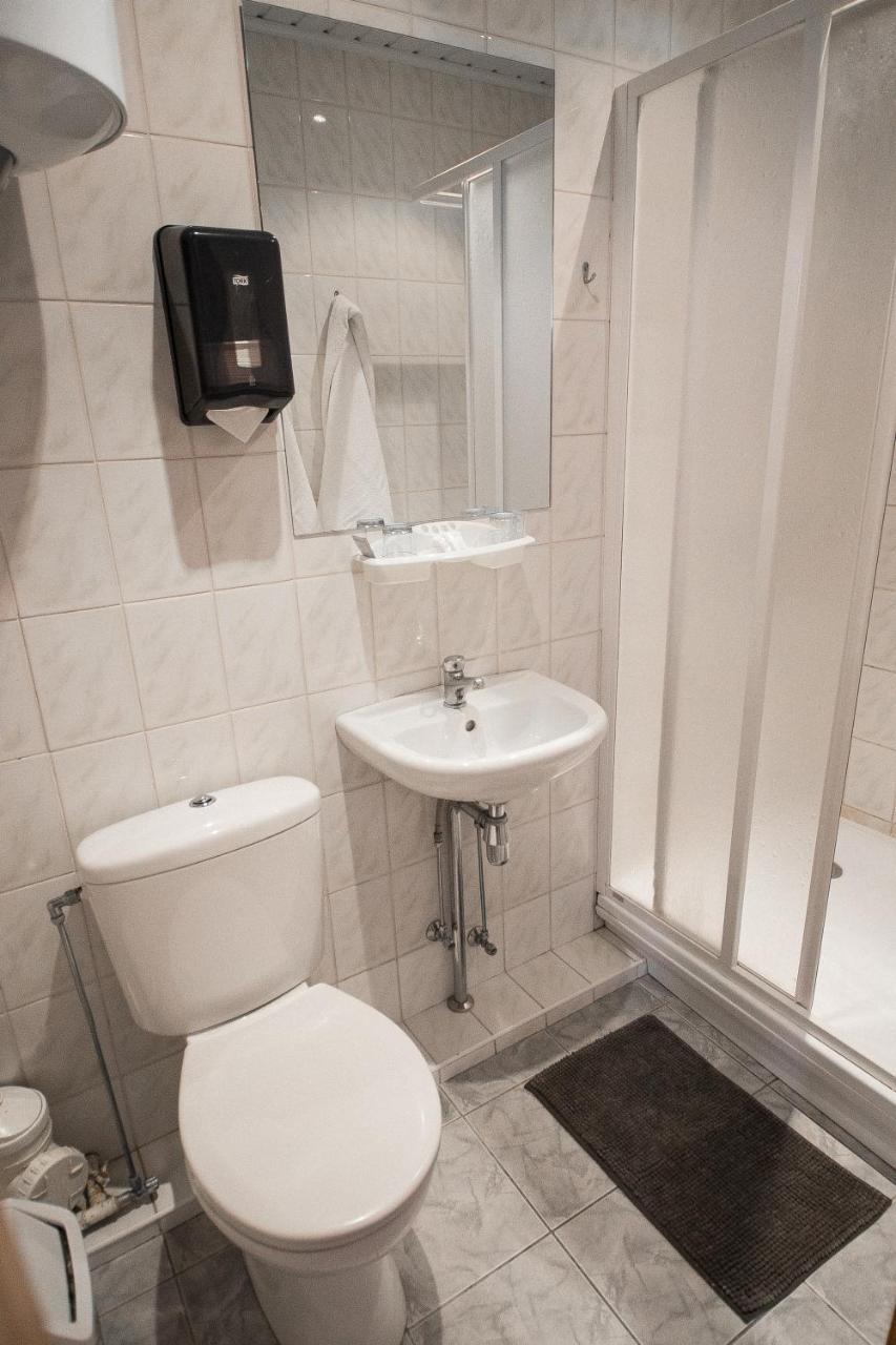 Sveciu Namai Linges Hotel Nemėžis Екстериор снимка